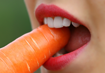 greenslopes dental teeth biting carrot